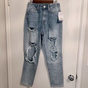 H&M NWT Mom Jeans Light Wash Blue Ripped Jeans High Waisted Loose fit Size 4